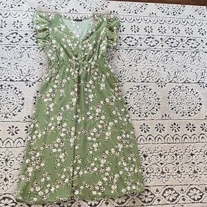 SHEIN Green Floral Ruffle Sleeve Dress